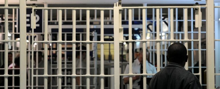 Сполучене Королівство: Кількість ув’язнених зараз вища, ніж на момент приходу уряду до влади