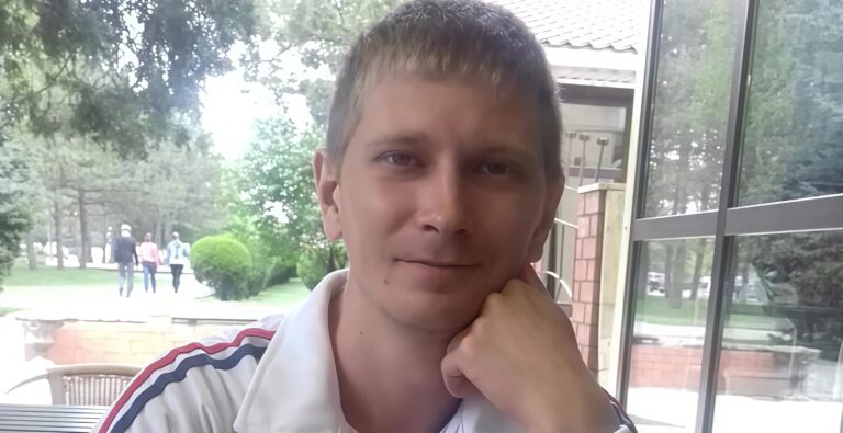 Медик-кат: російському лікарю повідомили про підозру заочно